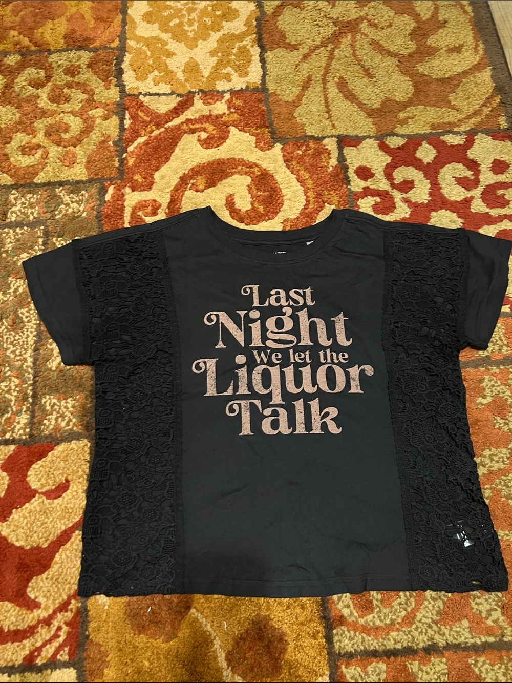 Shyanne Black Tee with Pink Metallic Graphic